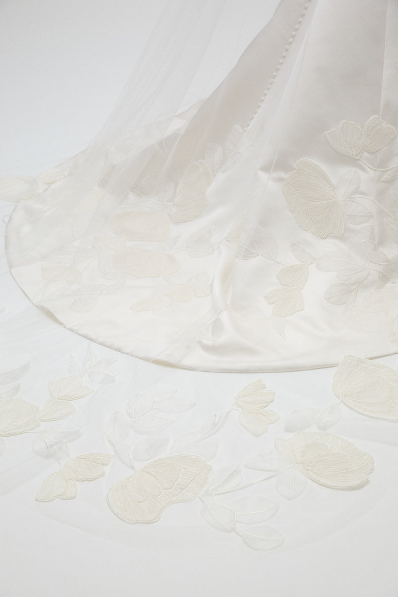 Azalea Veil – Amsale