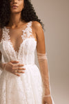 Seren, dress from Collection Bridal by Nouvelle Amsale, Fabric: tulle