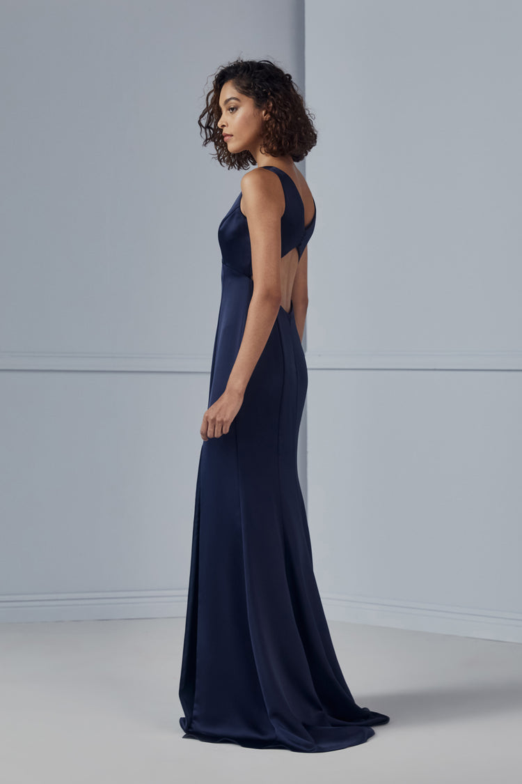 Tiana, dress from Collection Bridesmaids by Amsale, Fabric: fluid-satin