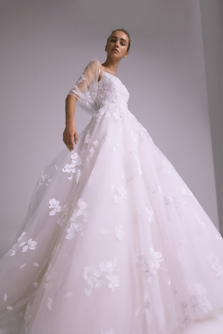 Luca, dress from Collection Bridal by Amsale, Fabric: tulle