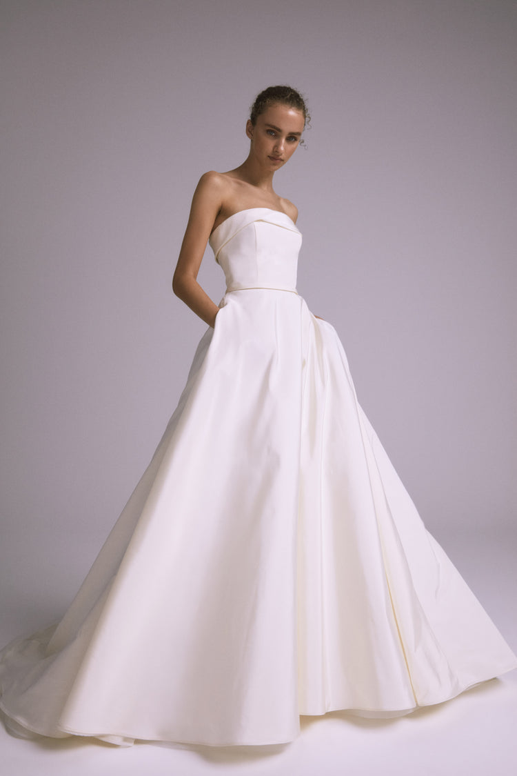 Tomlin, dress from Collection Bridal by Amsale, Fabric: silk-faille