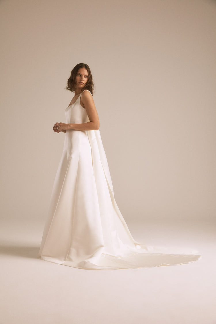 Coda, dress from Collection Bridal by Nouvelle Amsale, Fabric: duchess-satin