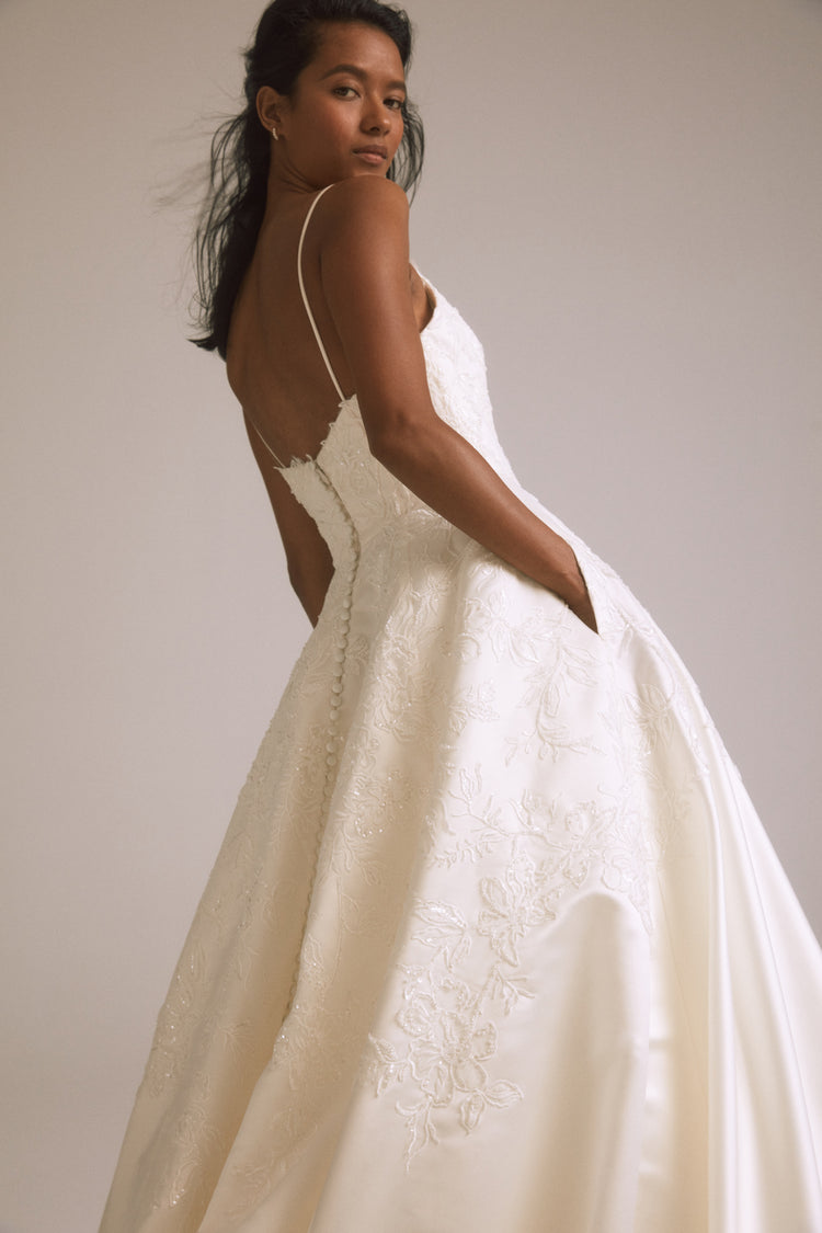 Valencia, dress from Collection Bridal by Nouvelle Amsale, Fabric: duchess-satin