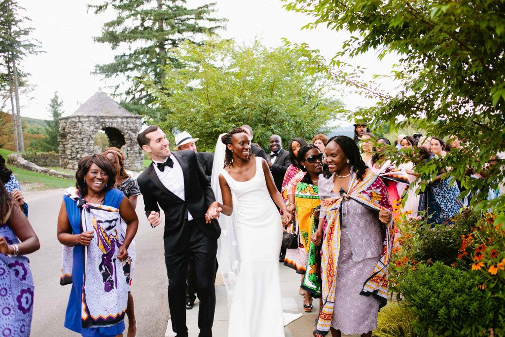 What Happens During a Traditional American Wedding?