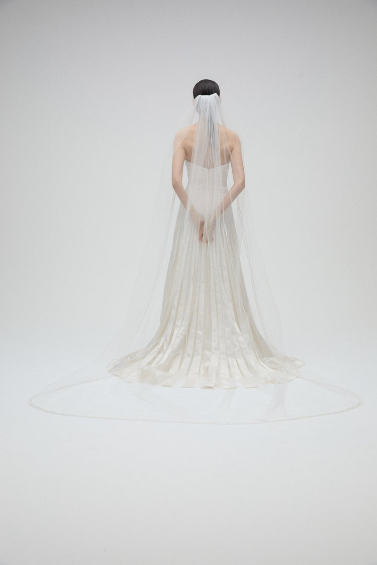 Image number 2: Mimosa Veil, back view