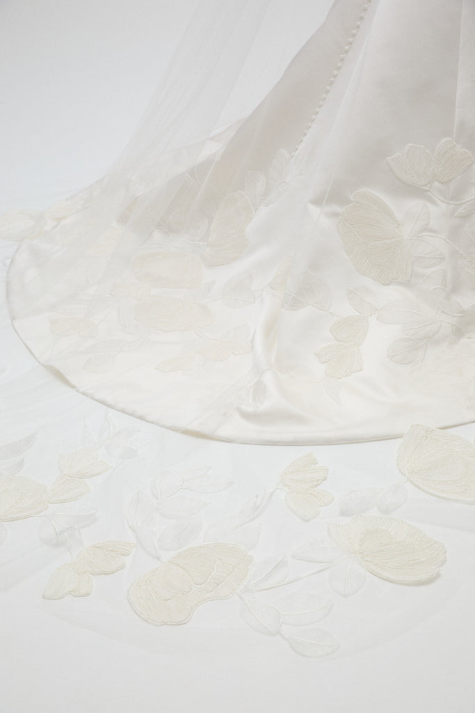 Product Azalea Veil Image