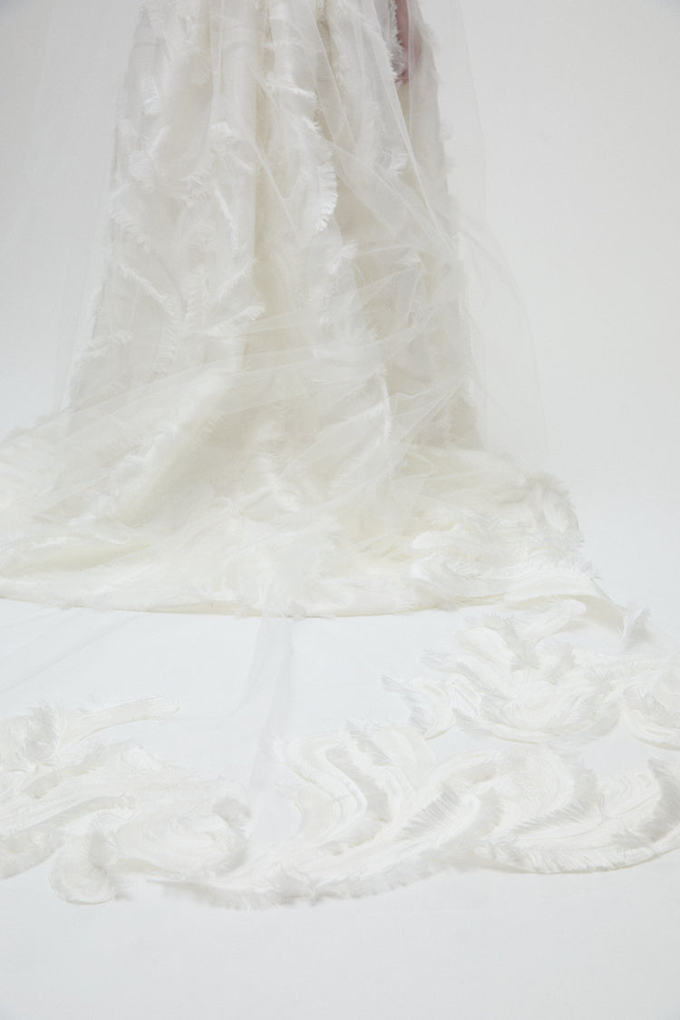 AVM781 - Ivory, dress by color from Collection Accessories by Amsale