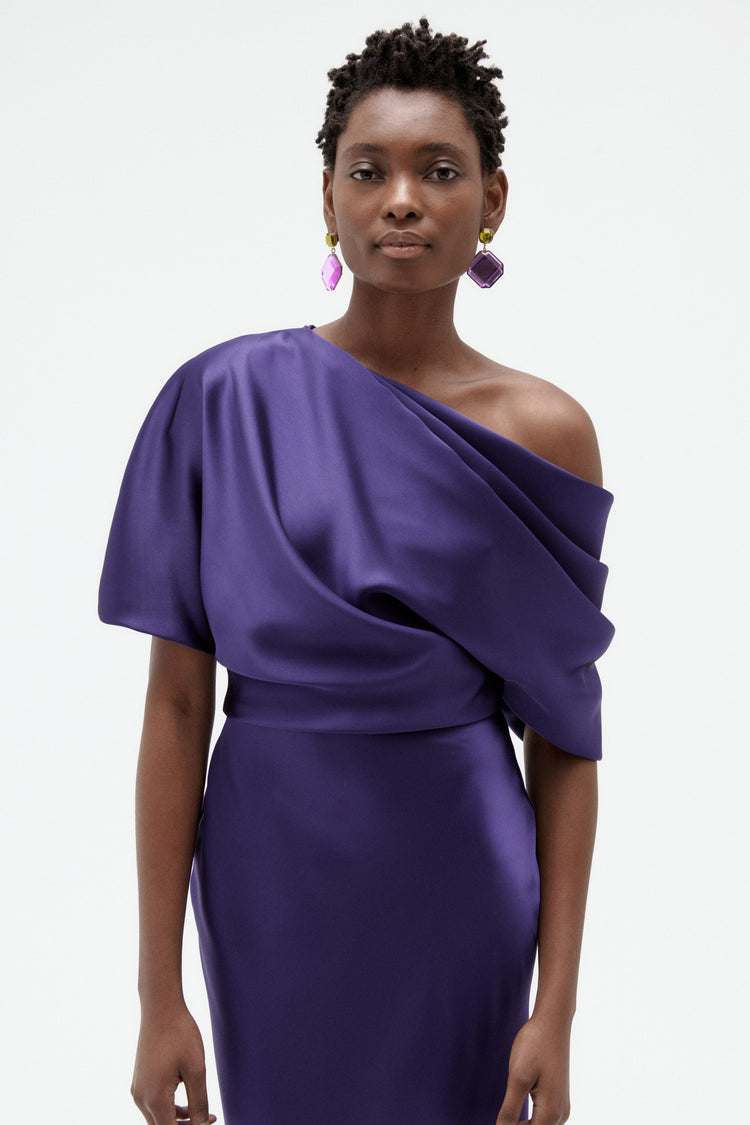 Image number 7: The Slouch Dress in Amethyst, detail view