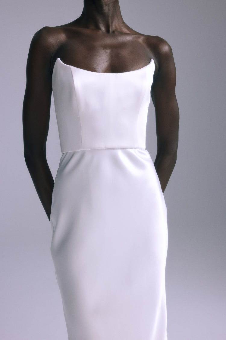 Haiku, dress from Collection Bridal by Amsale, Fabric: satin