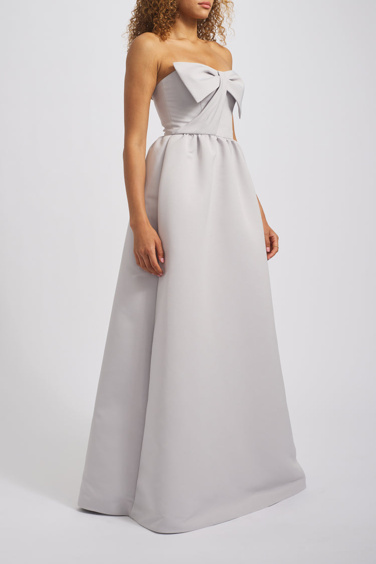 Abby, dress from Collection Bridesmaids by Amsale, Fabric: faille