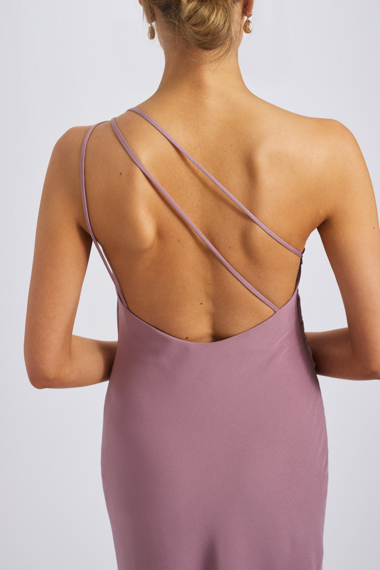 Dempsey, dress from Collection Bridesmaids by Amsale, Fabric: crepe