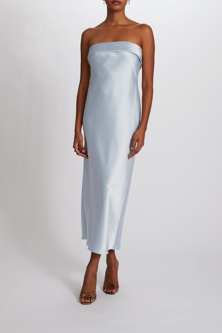 Faye, dress from Collection Bridesmaids by Amsale, Fabric: fluid-satin