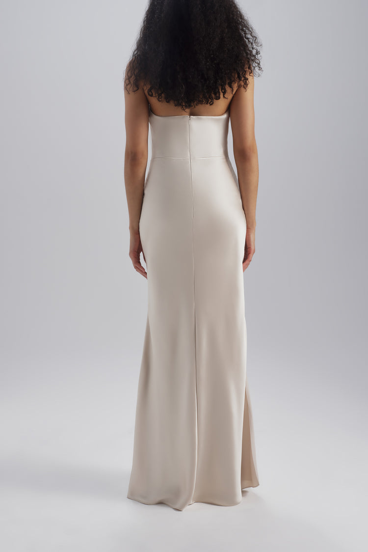 Janis, dress from Collection Bridesmaids by Amsale, Fabric: fluid-satin