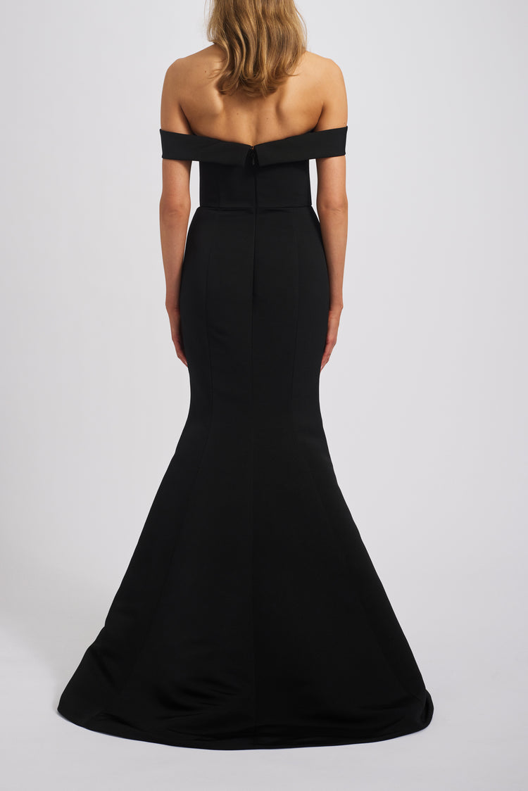 Juna, dress from Collection Bridesmaids by Amsale, Fabric: faille