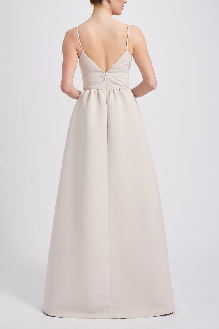 Kels, dress from Collection Bridesmaids by Amsale, Fabric: faille