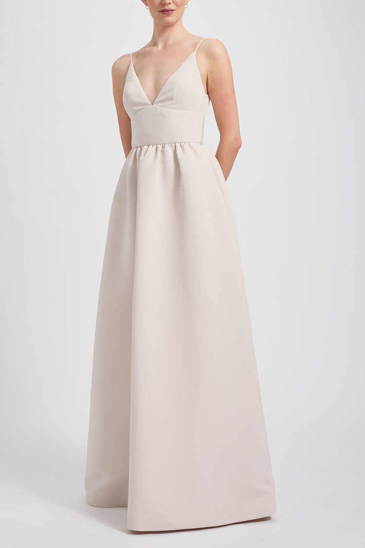Kels, dress from Collection Bridesmaids by Amsale, Fabric: faille