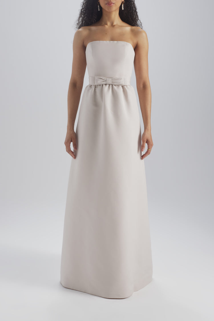 Kiki, dress from Collection Bridesmaids by Amsale, Fabric: faille
