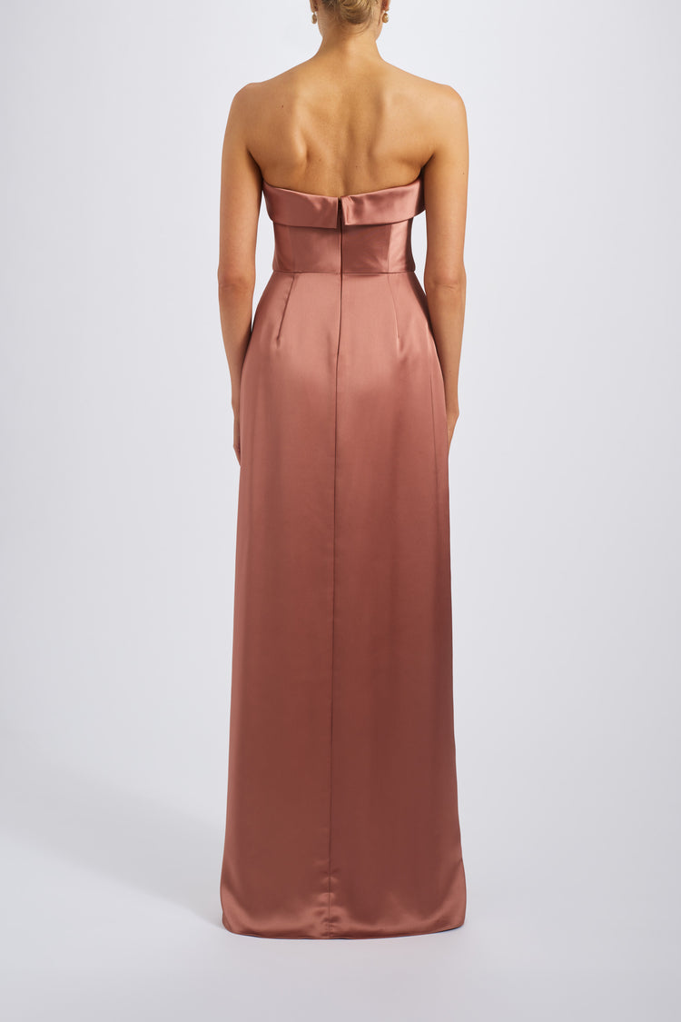 Lior, dress from Collection Bridesmaids by Amsale, Fabric: fluid-satin