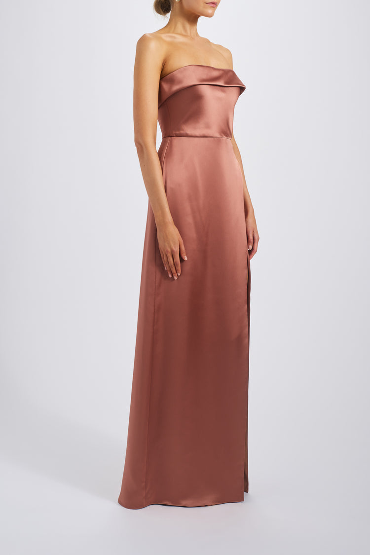 Lior, dress from Collection Bridesmaids by Amsale, Fabric: fluid-satin