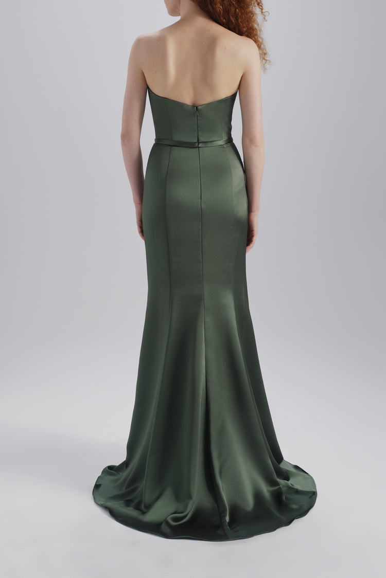 Marisa, dress from Collection Bridesmaids by Amsale, Fabric: fluid-satin