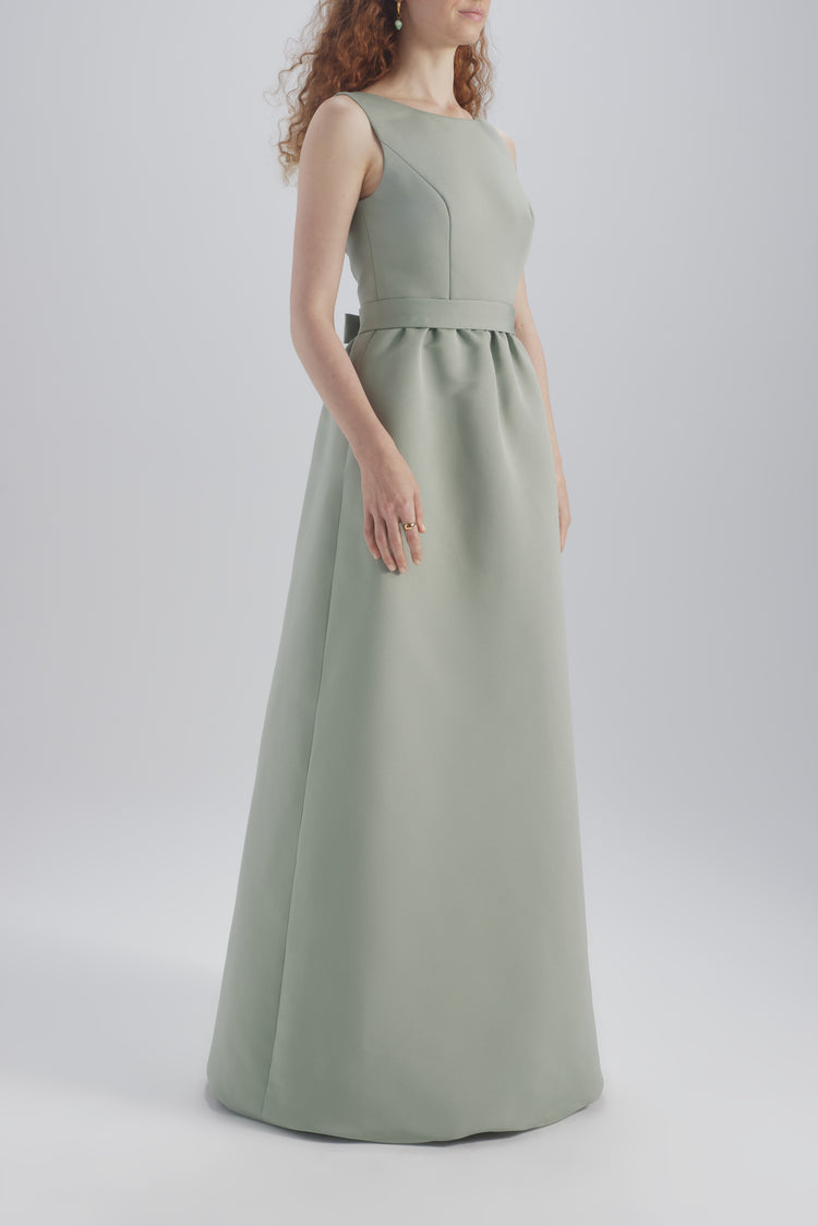 Thayer, dress from Collection Bridesmaids by Amsale, Fabric: faille