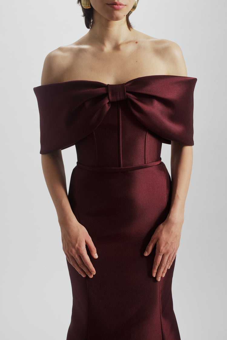 Off-the-Shoulder Bow Gown, dress from Collection Evening by Amsale, Fabric: mikado