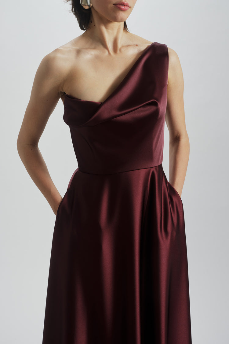 One Shoulder Drape Gown, dress from Collection Evening by Amsale, Fabric: fluid-satin