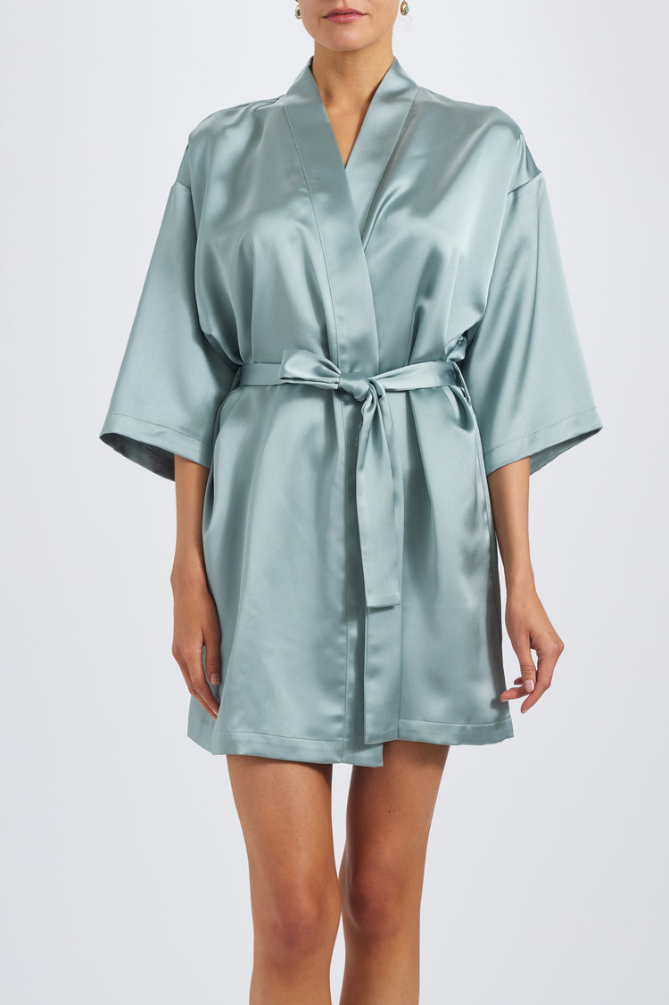 Fluid Satin Robes, dress from Collection Accessories by Amsale, Fabric: fluid-satin