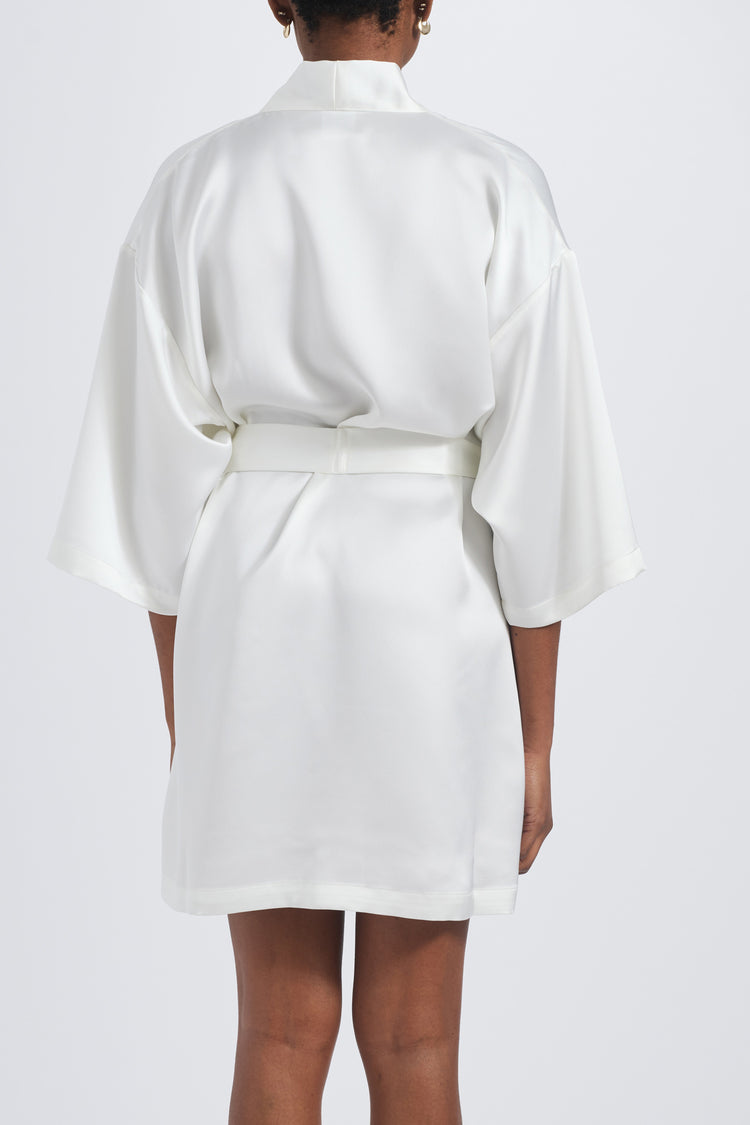 short satin dressing gown White Satin Bridal Robe Short Kimono Robe for Bride Satin Dressing Gown Women Kimono Lounge Wear Christmas Gift for Bride