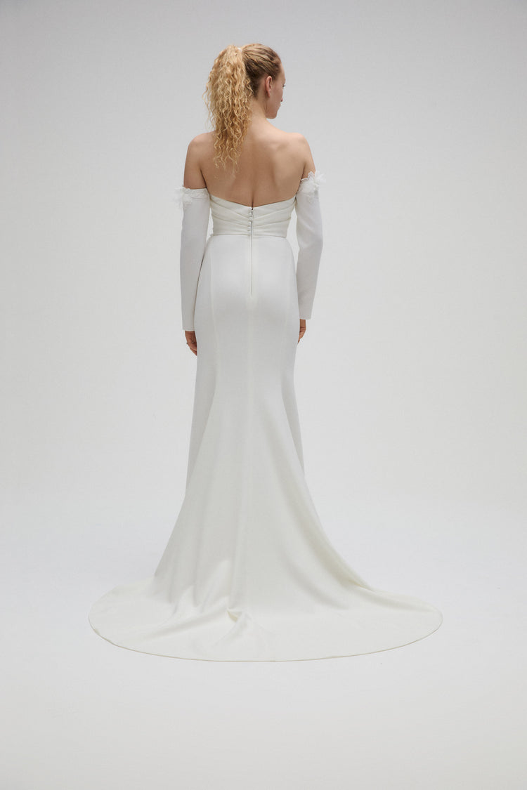 Image number 3: Audra, view 4