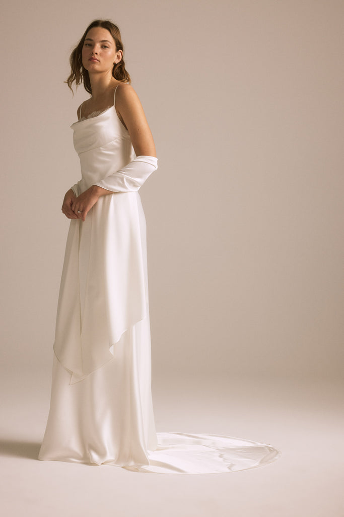 Dune Ivory / 6 / Extra-Length | Amsale Dune Ivory / 6 / Extra-Length | Amsale