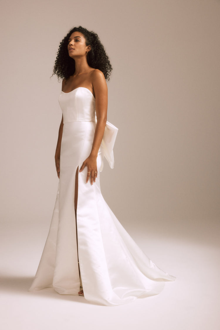 Image number 3: Rosalind, side view