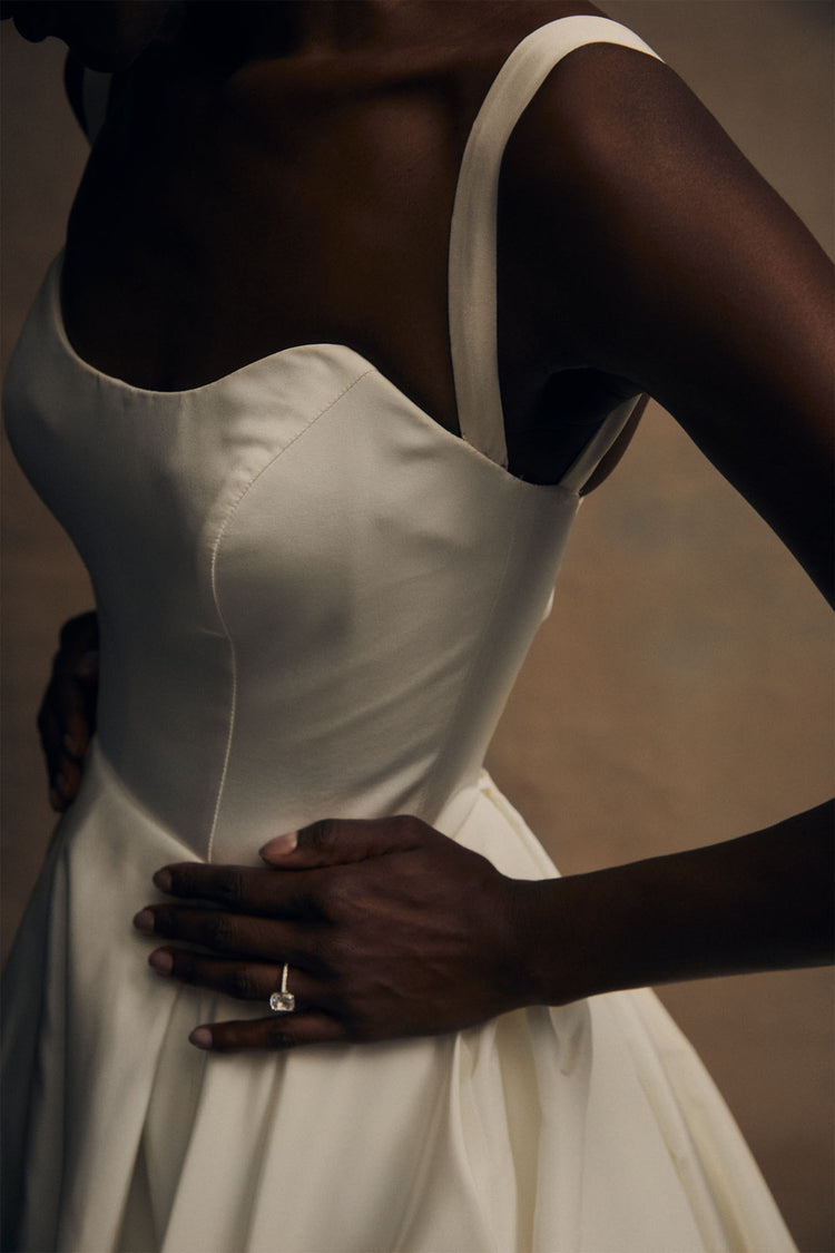 Waverly, dress from Collection Bridal by Amsale, Fabric: silk-faille