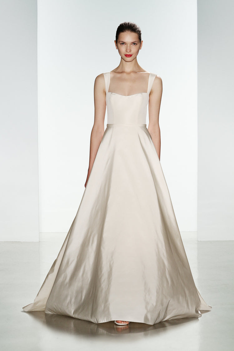 Image number 0: Indiana (Bleecker Fabric) - White, front view