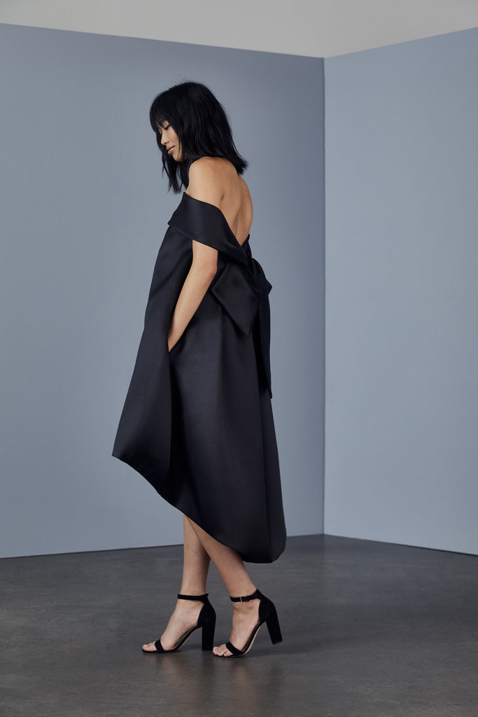 Product P370M - Bow back trapeze dress - Champagne Image