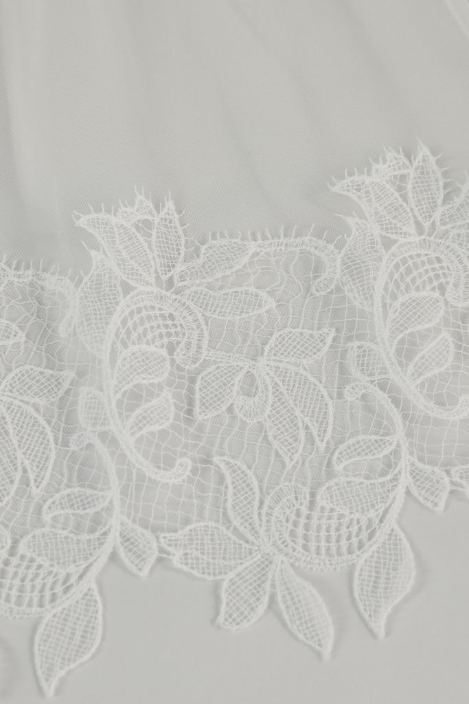 Product Butterfly Veil with Ivy Lace Image