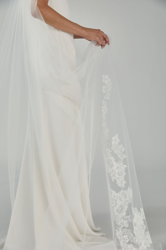 R364V - Cathedral length veil with sequin lace border