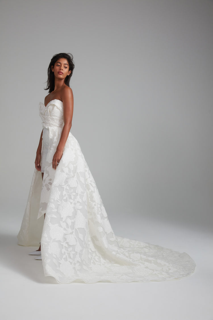 Image number 0: Muriel - Ivory, side view