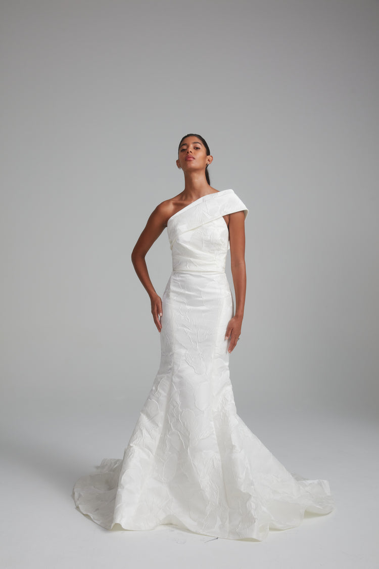 Image number 0: Nico - Silk-White, front view
