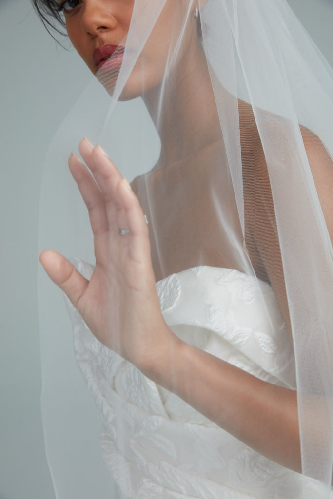 Product AVM755 - Ivory Image