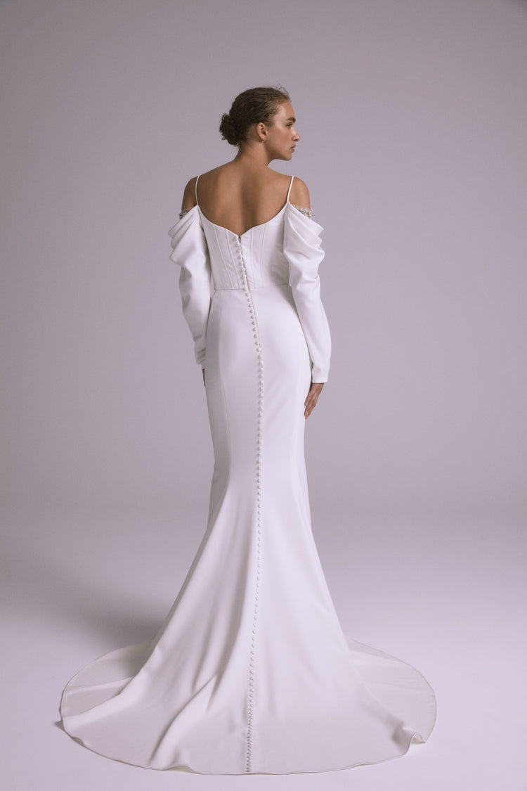 Frida, dress from Collection Bridal by Amsale, Fabric: stretch-fluid-crepe