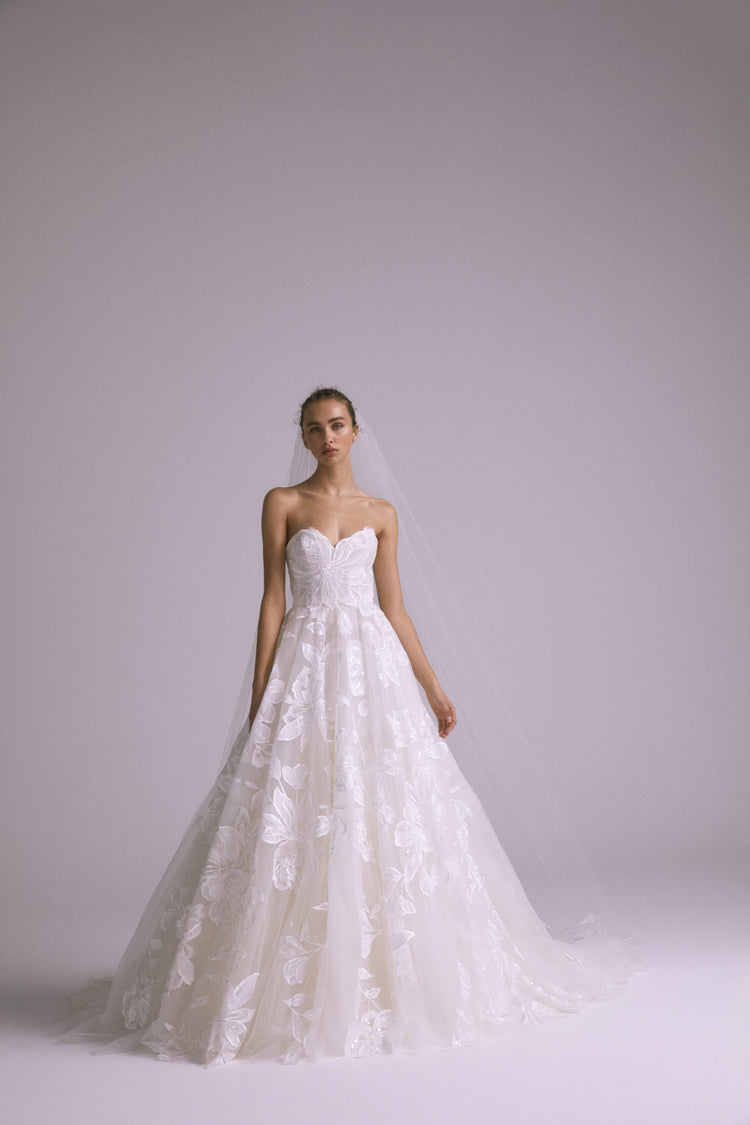 Inga, dress from Collection Bridal by Amsale, Fabric: tulle