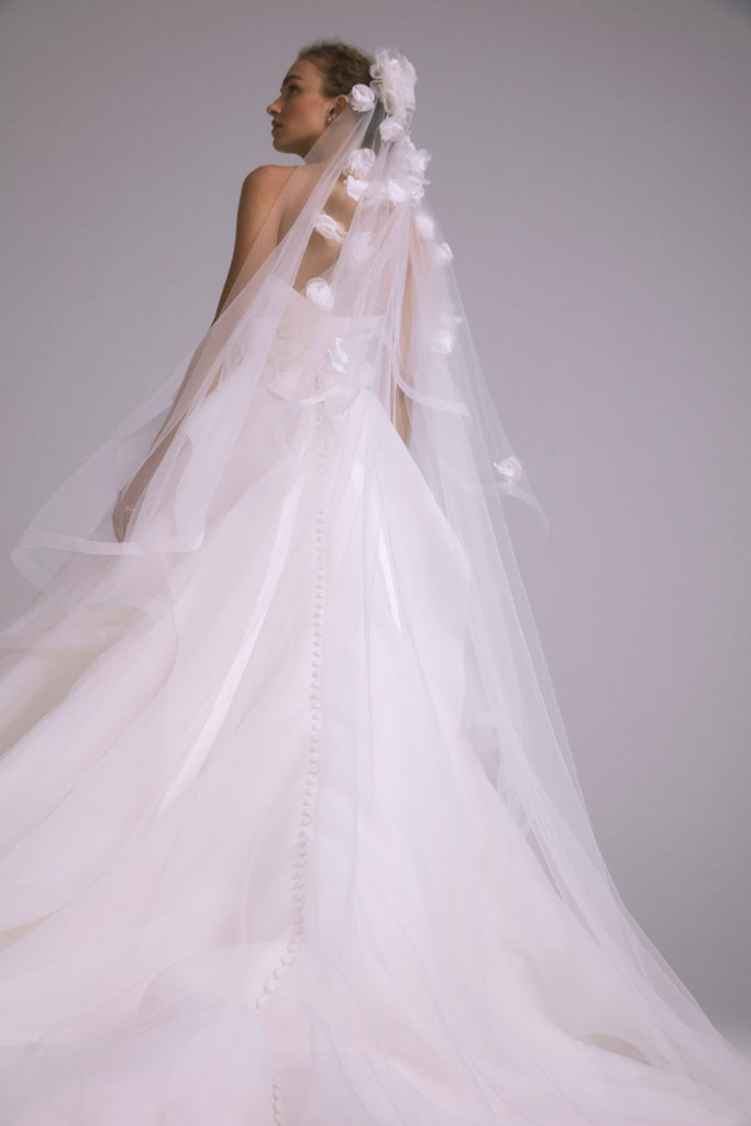 Product AVM740 - Ivory Image