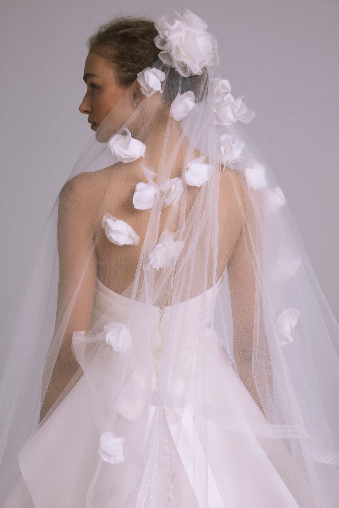 Floral Petals Veil – Amsale