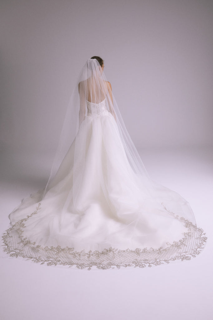 Product AVA816 - Hand Beaded Veil - Ivory Image