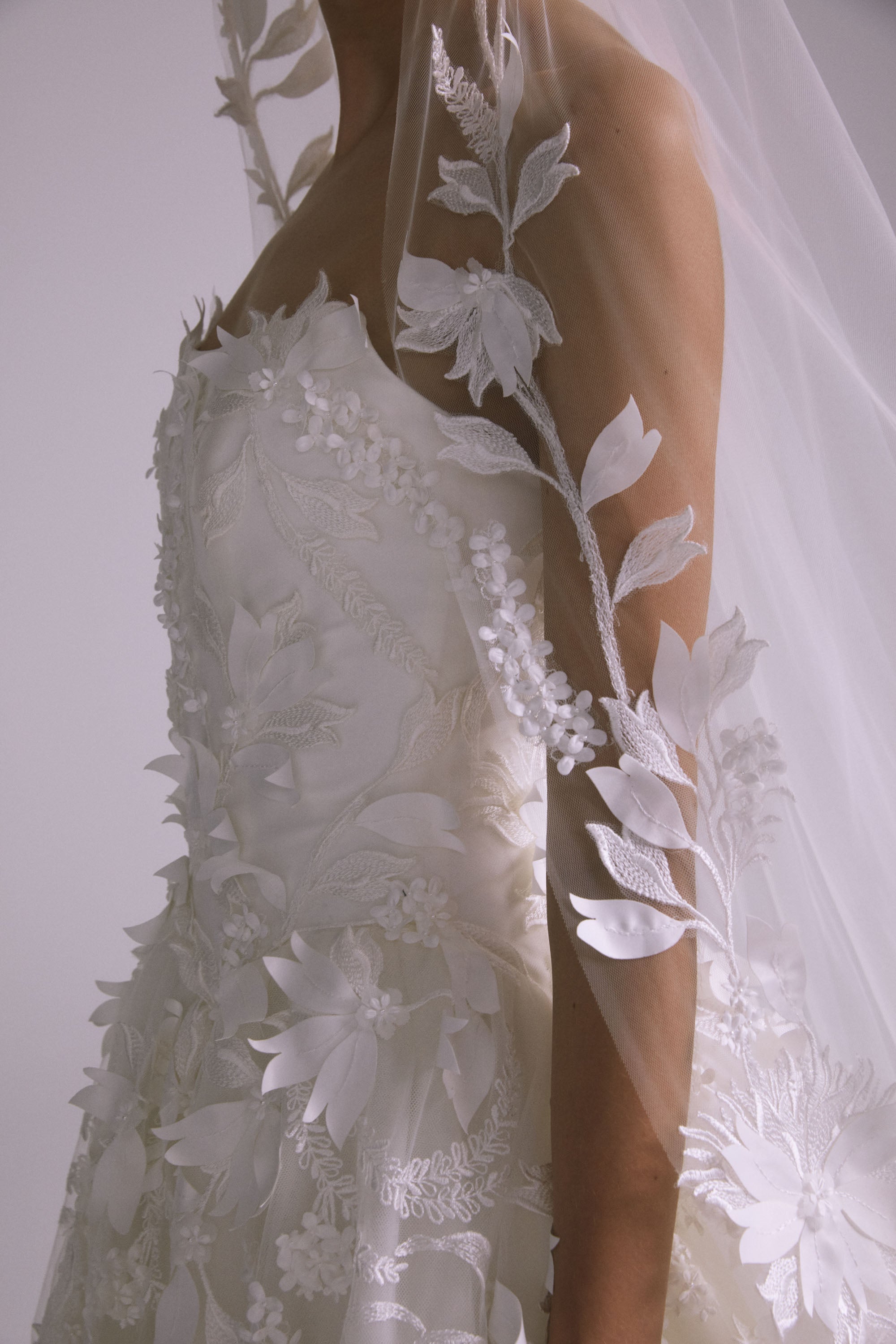 Embellished Floral Veil – Amsale