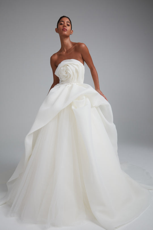 AMSALE Tagged "tulle" Amsale AMSALE Tagged "tulle" Amsale