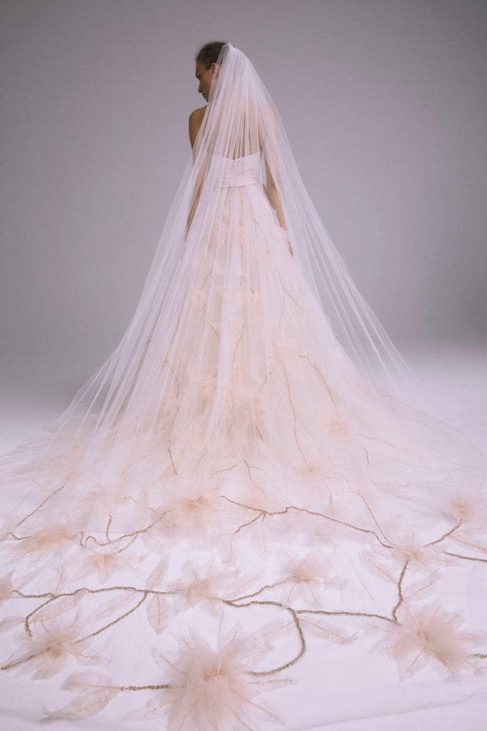 Product AVM744 - Ivory Image