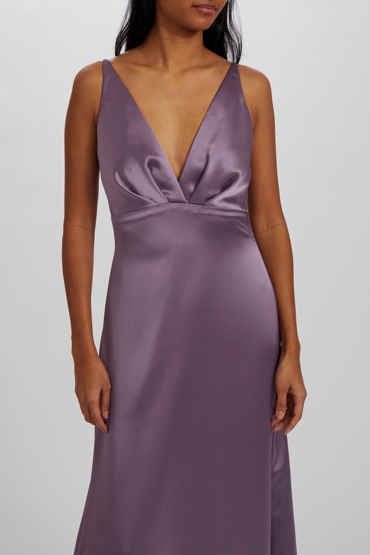 Image number 4: Livia - Ruby, view 5