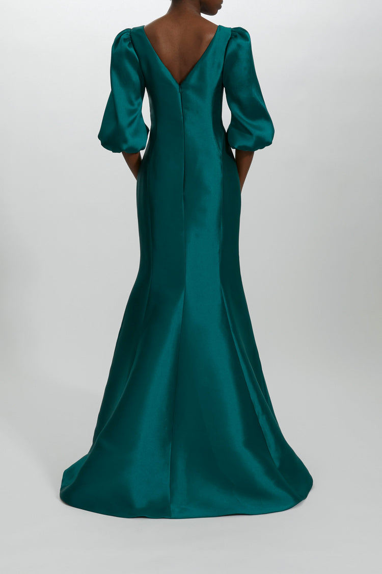 Image number 3: P452M - Champagne, back view